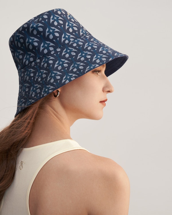 Medallion Lily Silk Twill Double-sided Bucket Hat