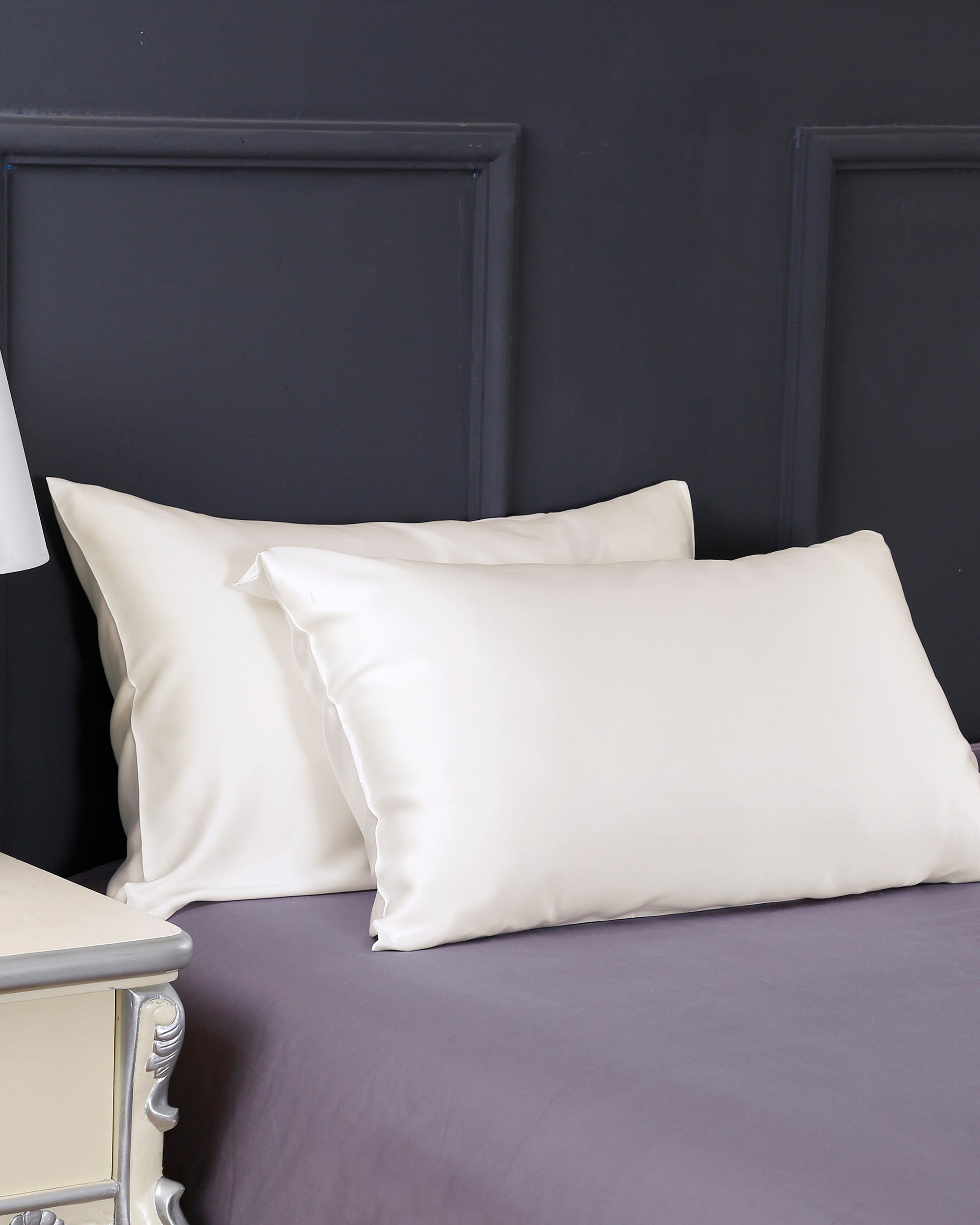 Best Mulberry Silk Pillowcase For Hair and For Acne