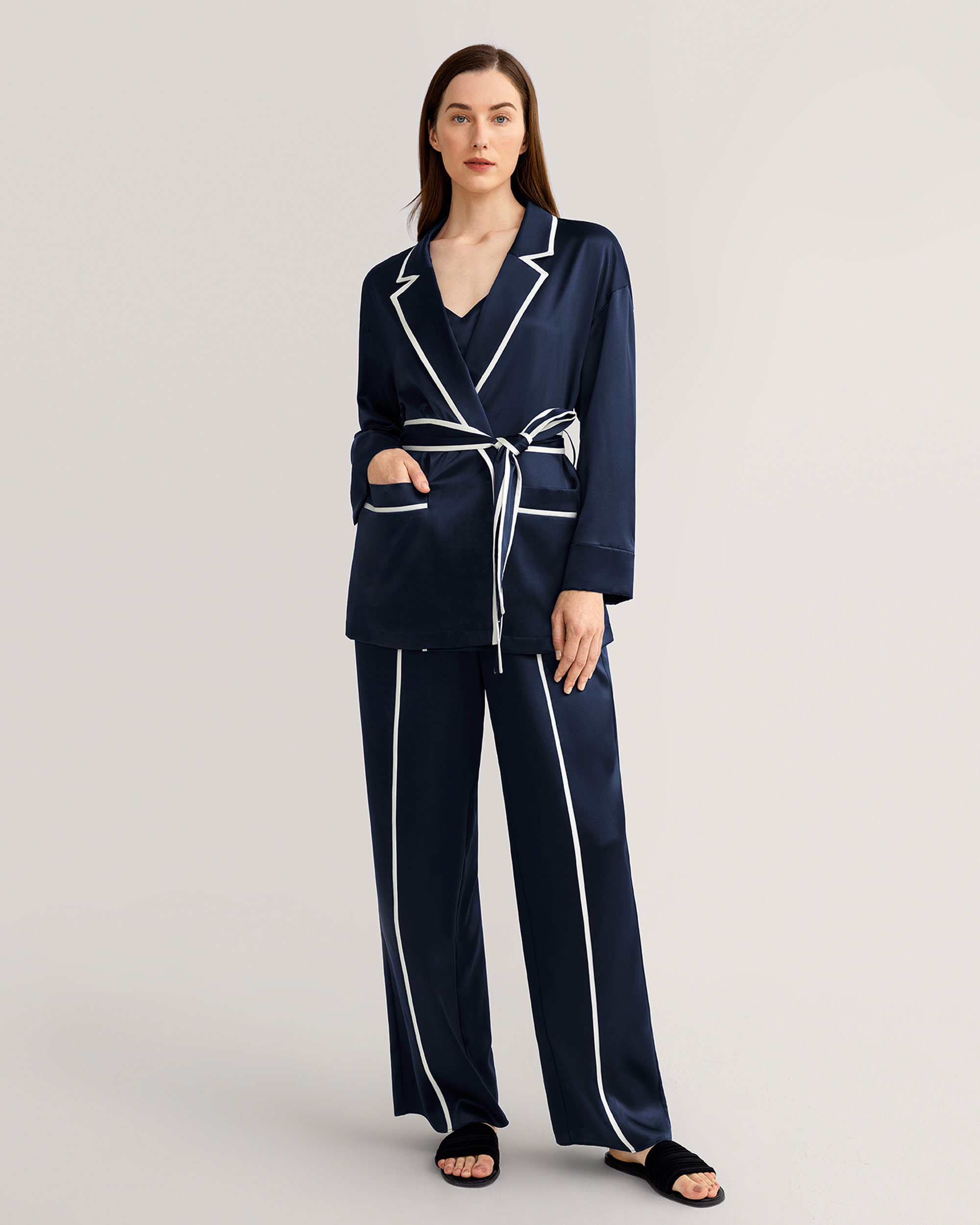 LILYSILK Robe De Chambre En Soie Bleu Avec Col À Revers, Style Court 100% Soie Conçu Pour La Beauté Une Meilleure Peau XS - LILYSILK - Modalova