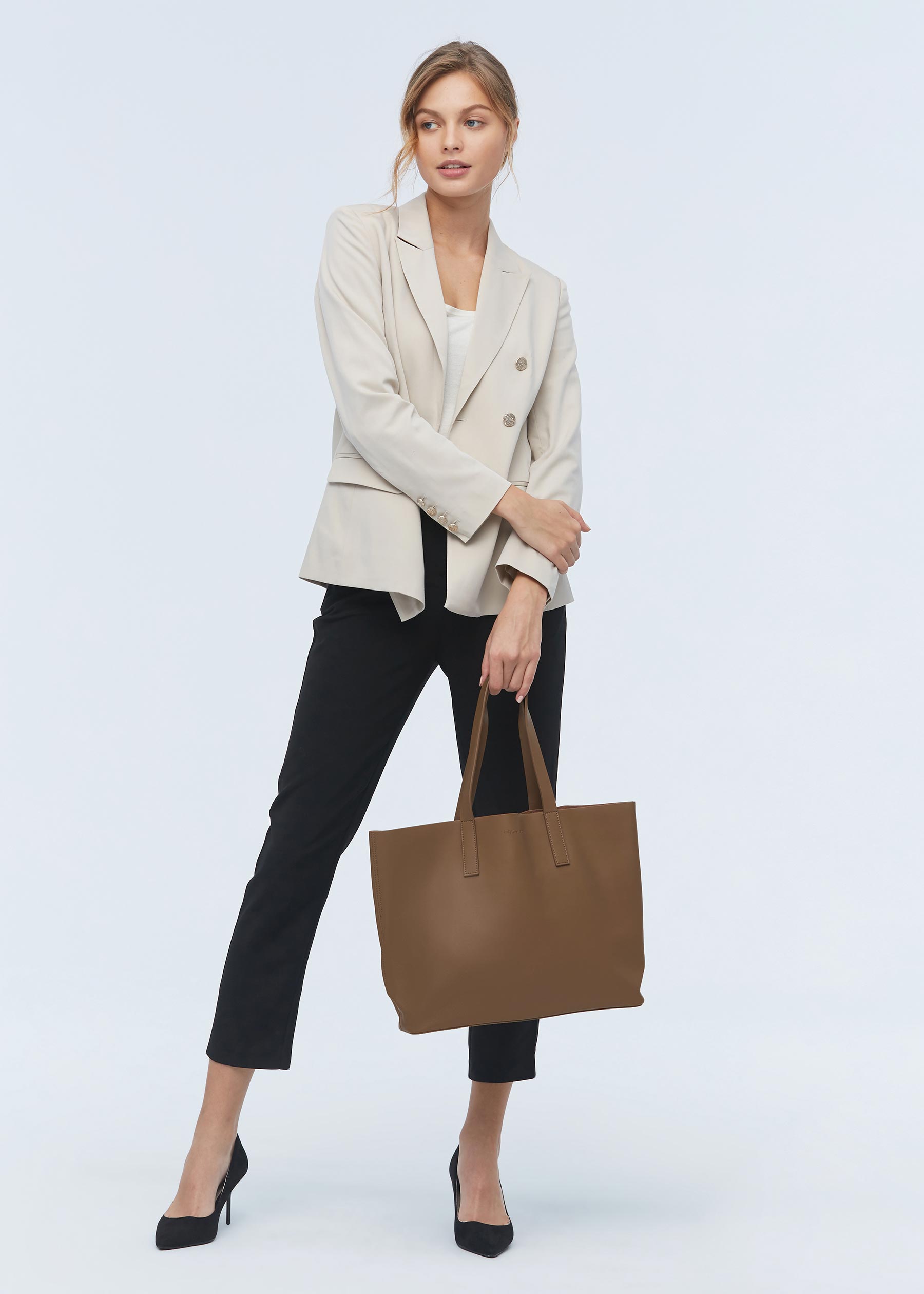 The day top square tote