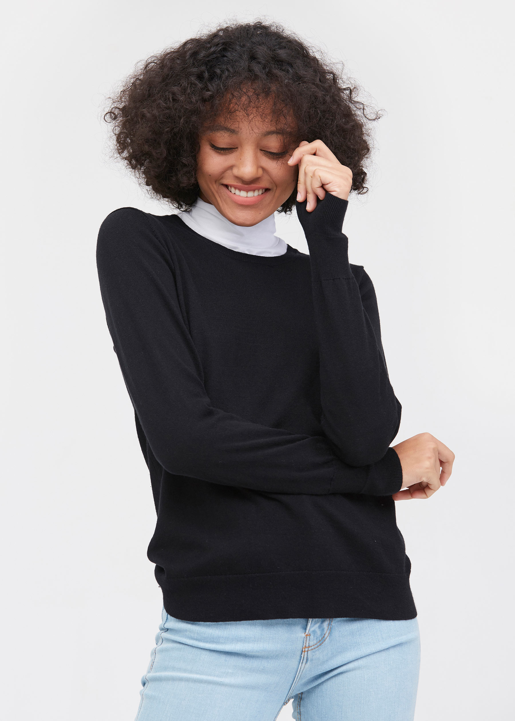 ladies black round neck jumper