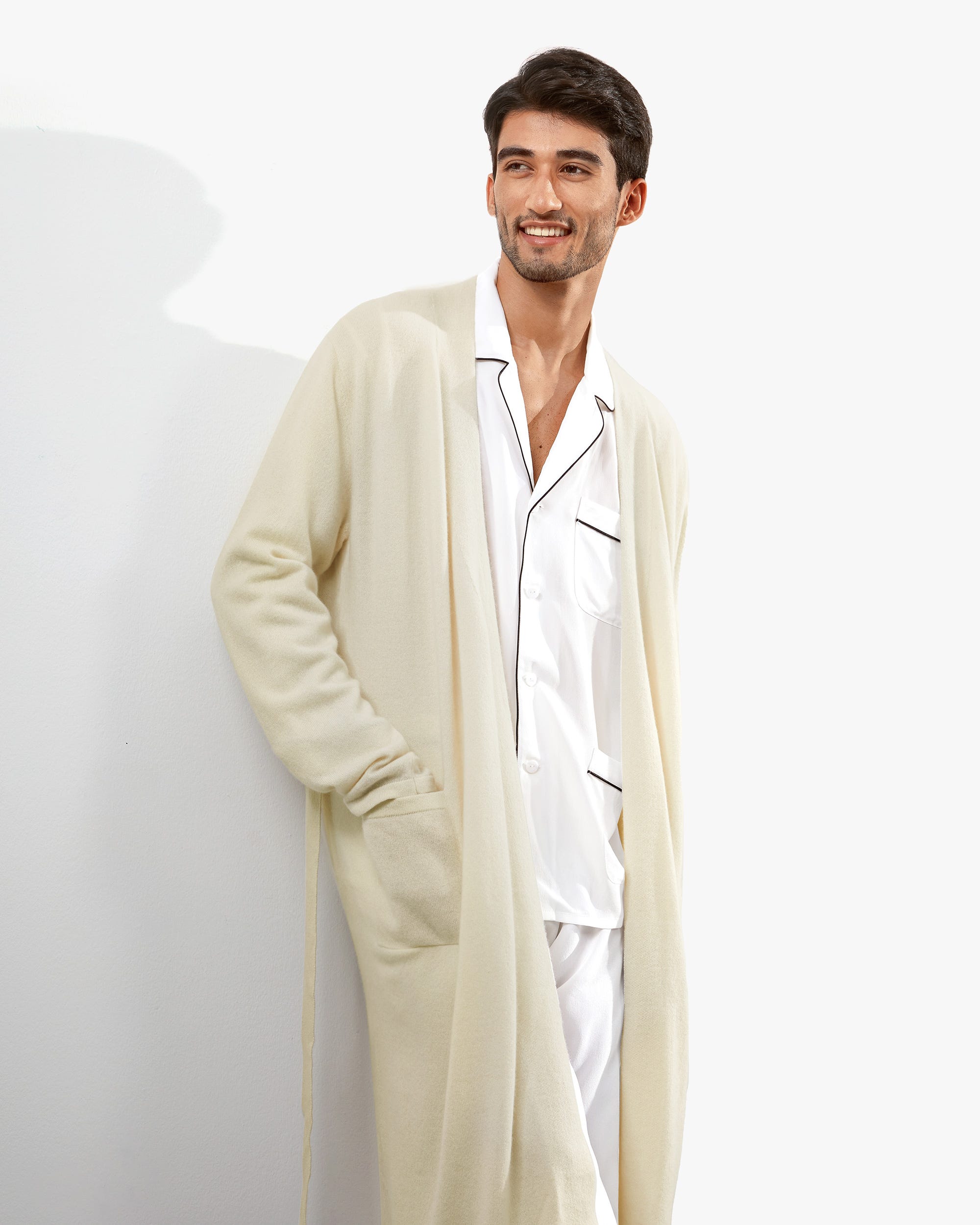 Mens Dressing Gown Pure Silk Black | Derek Rose | Derek Rose