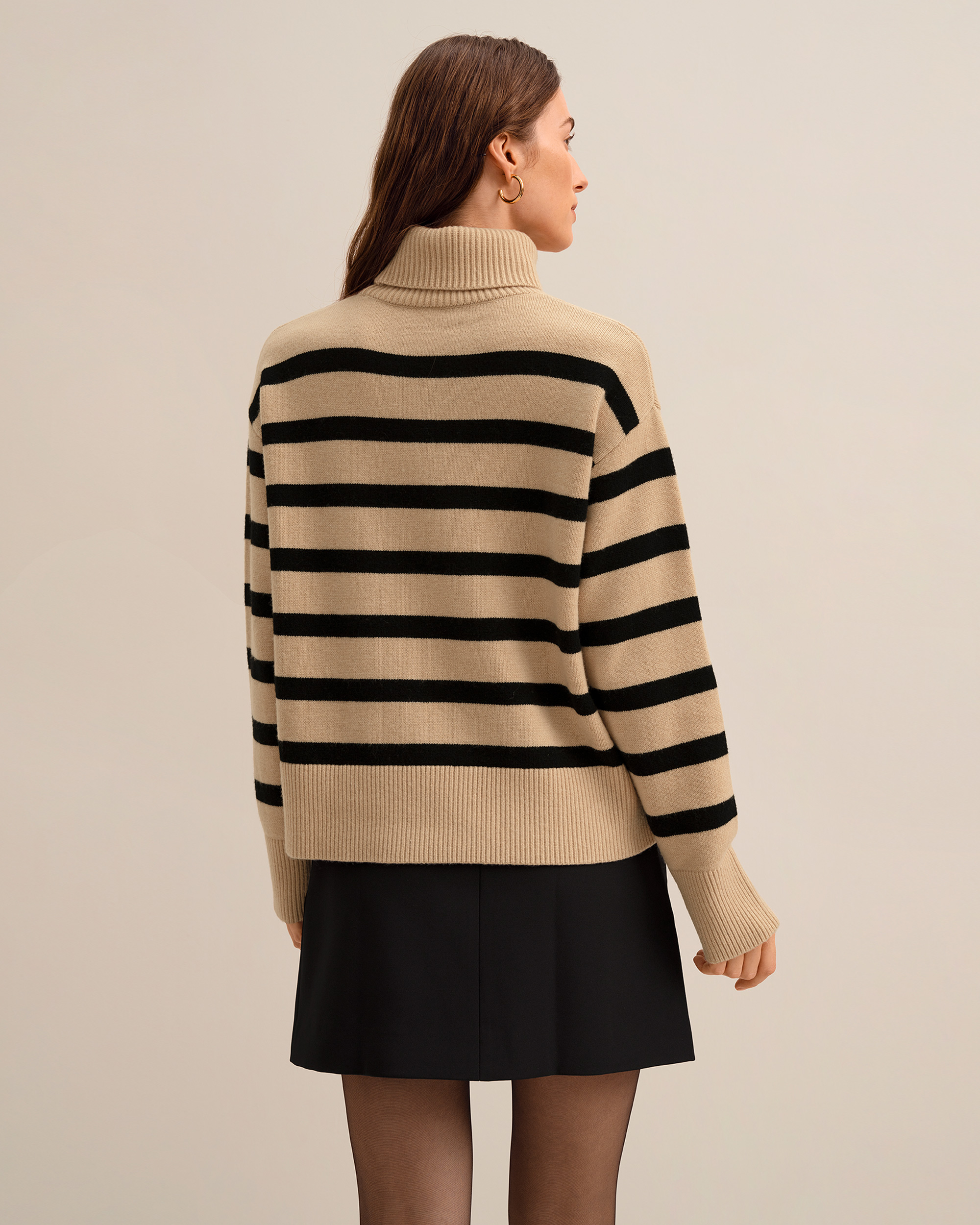 3 stripe sweater