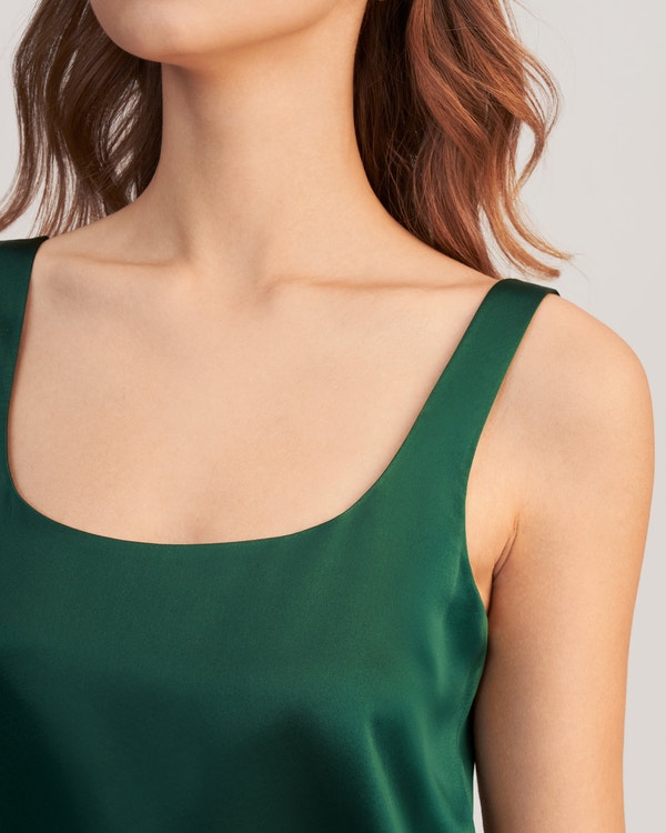 Flattering U Neck Silk Camisole Emerald-Green XL