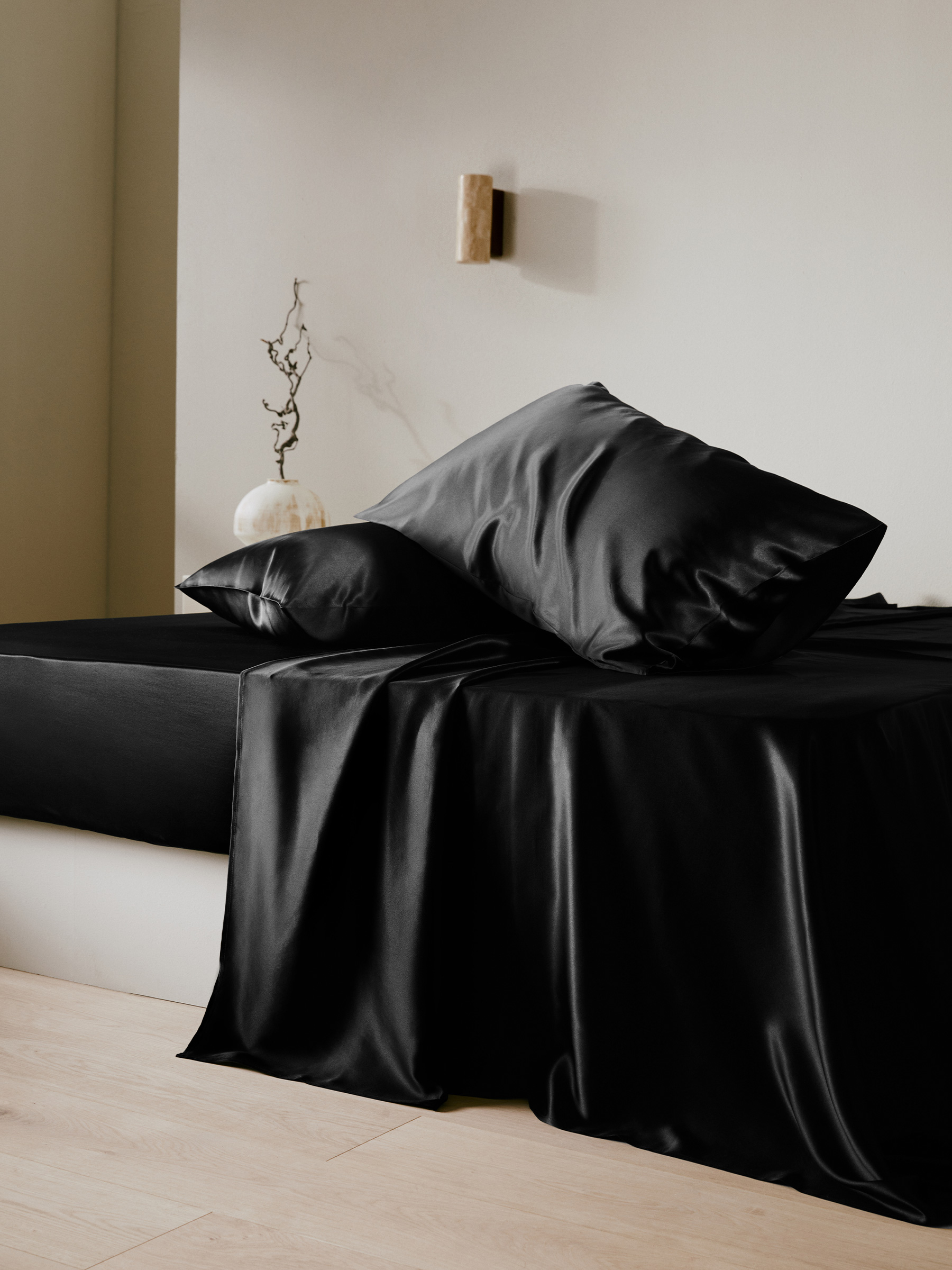 LILYSILK Silk Bedding Black UK 100% Silk Naturally Hypoallergenic Silk Bedding Set Single